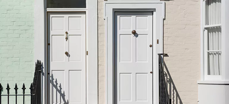 Mirror Closet Door Repair in Leisure City, FL