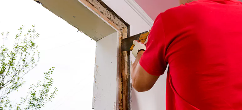 Residential Accordion Door Repair in Leisure City, FL